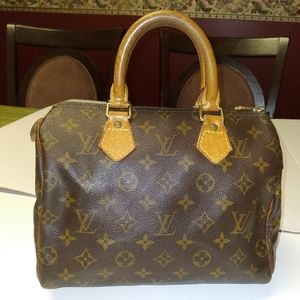 🎁Authentic Louis Vuitton Monogram Speedy 25